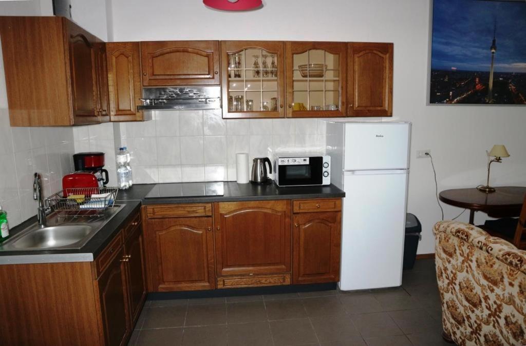 Holiday Home Roy Берлин Екстериор снимка